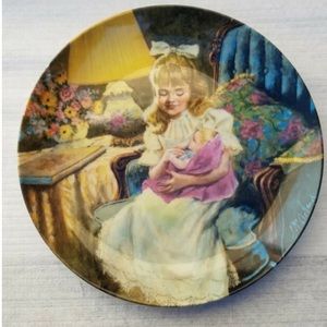 1990 "Hush Little Baby Collectors Plate